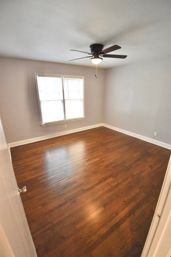 Photo - 219 E 6th Ave