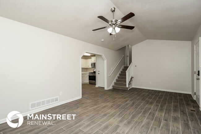 Photo - 175 Sumer Ln S