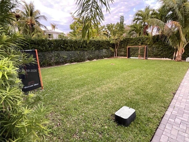 Photo - 240 Greenwood Dr