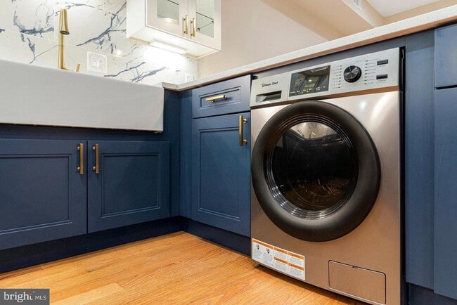 Photo - 1609 17th St SE Unit 202