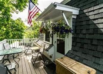 Photo - 151 Grove St