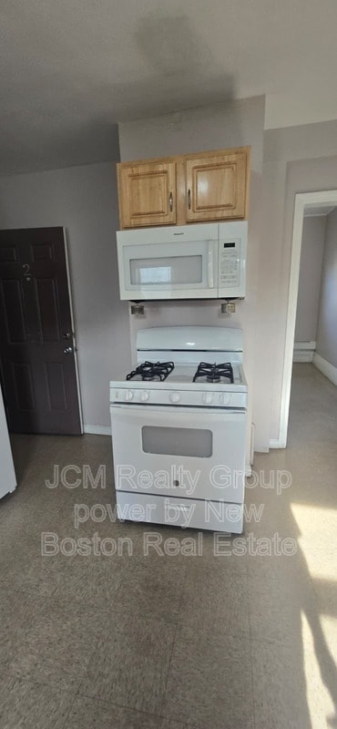 Photo - 66 Batchelder St Unit 2 / 2nd Floor