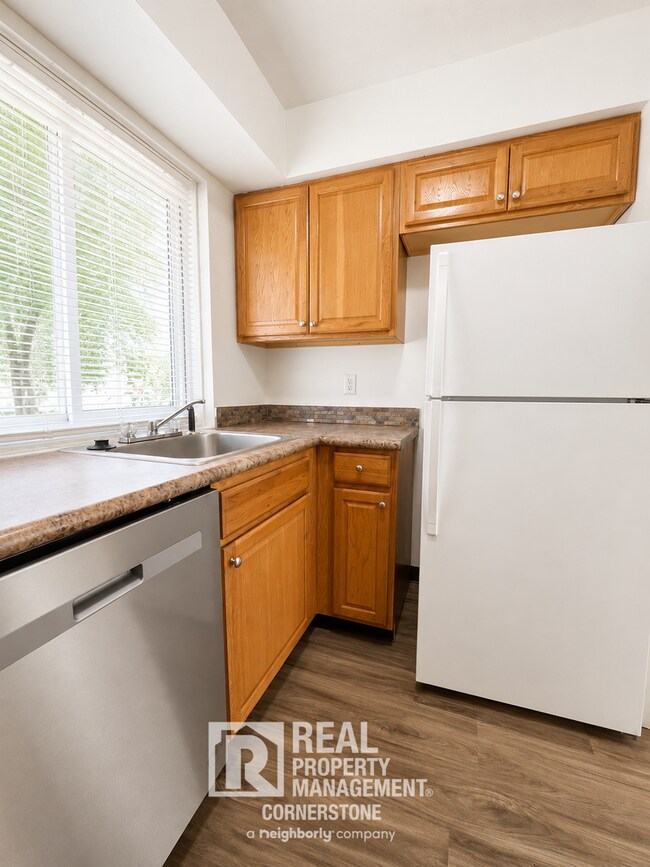 Photo - Spacious 2BR Townhome in Gull Lake Schools | Dog Friendly Unit 6