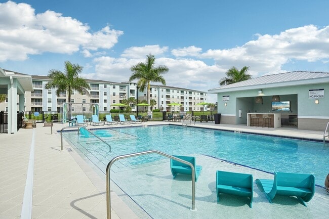 Pet friendly apartments in Cape Coral, FL - Cape at Savona Point