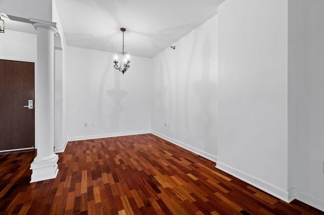 Photo - 317 Groveland Ave