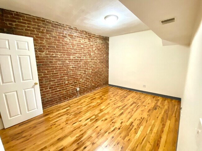 Photo - 840 Huntington Ave Apartments Unit 2