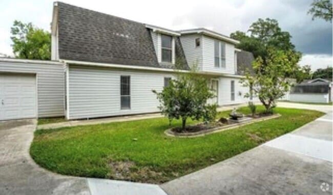 Building Photo - 14319 Henry Rd Unit 3A Rental