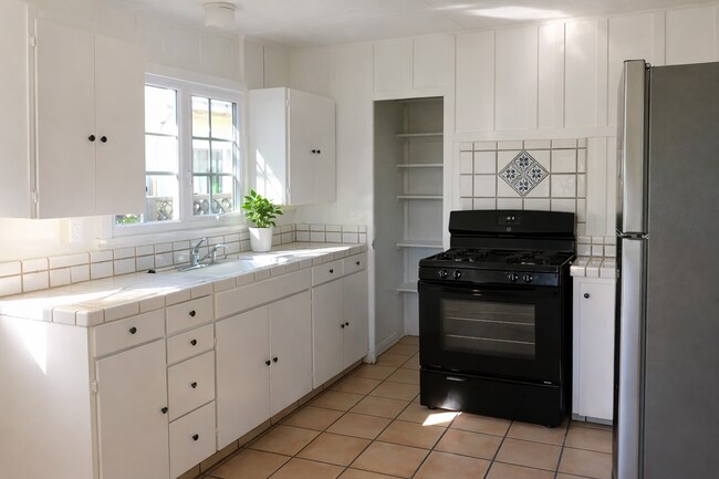 Photo - 891 Concha Loma Dr