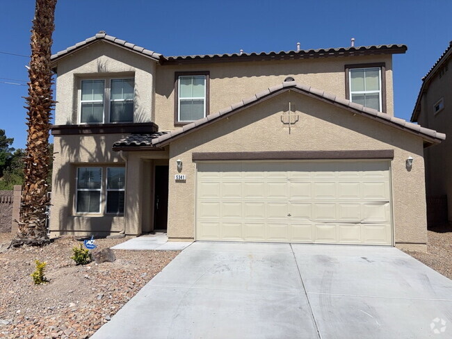 Building Photo - Don't miss the opportunity to call this 4-... Rental