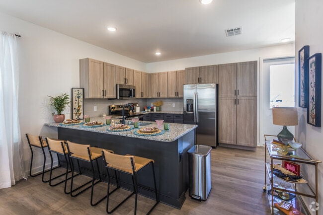 4BR, 4.5BA - 1,801SF - The Grove - Kitchen