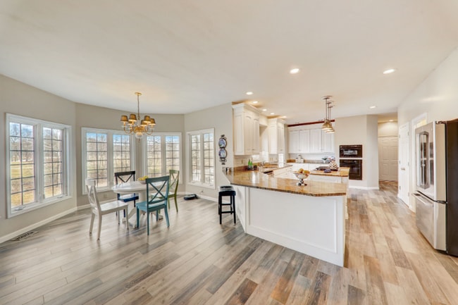 Photo - 1406 Wheatfield Ln