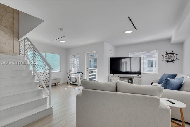 Photo - 94825 Overseas Hwy Unit 144