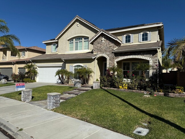 Building Photo - Executive 4 Bedroom Home for Rent