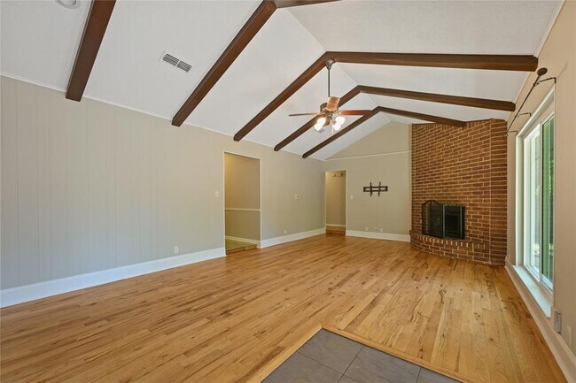 Photo - 1703 Cannonwood Ln