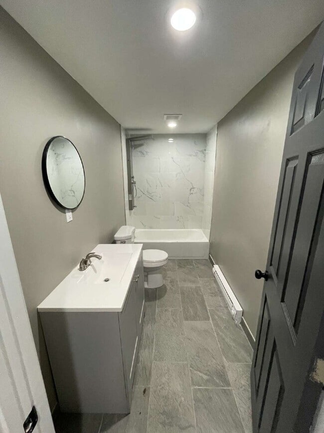 Photo - NEW 4 Bedroom Remodel with GARAGE!