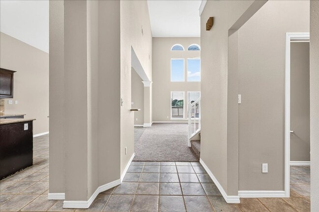 Photo - 7414 Lake Micala Dr