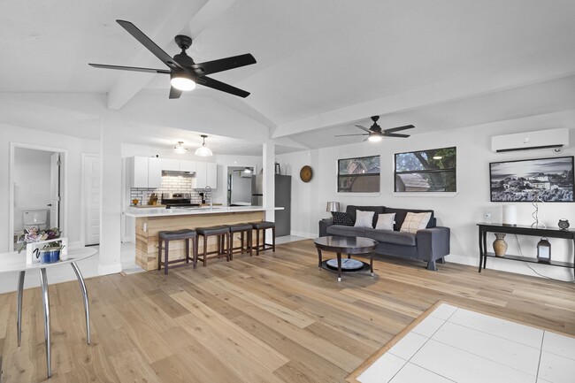 Photo - 110 Lakeview Shores Dr