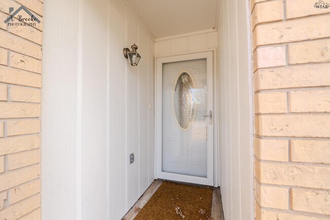 Photo - 4825 Colleen Dr