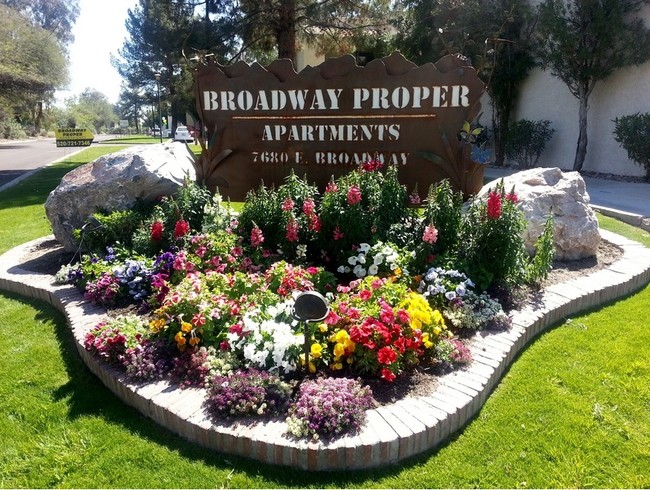 Broadway Proper - Broadway Proper Apartments