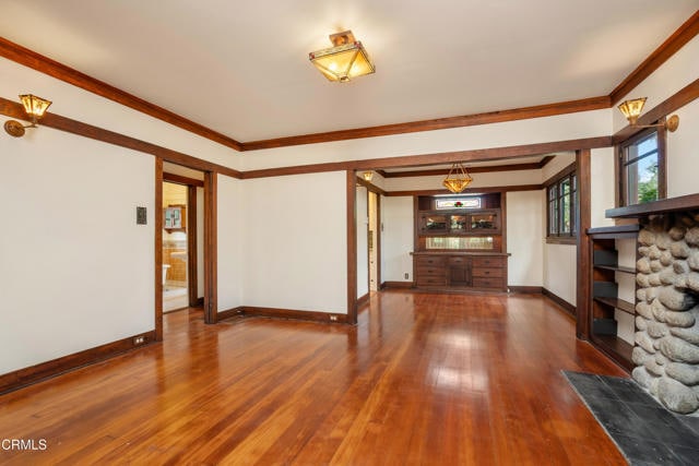 Photo - 845 S Los Robles Ave