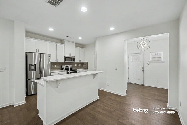 Photo - 897 Ambient Way
