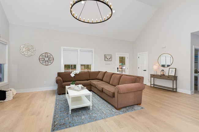 Photo - 607 Kenmore Ave