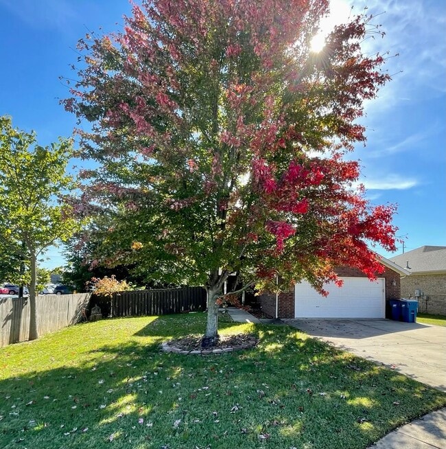 Photo - 3705 SW Hansom Loop