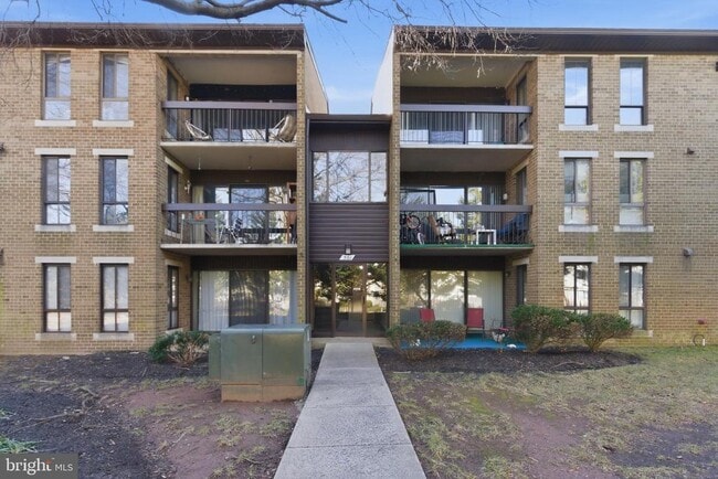 Photo - 561 Florida Ave Unidad 204