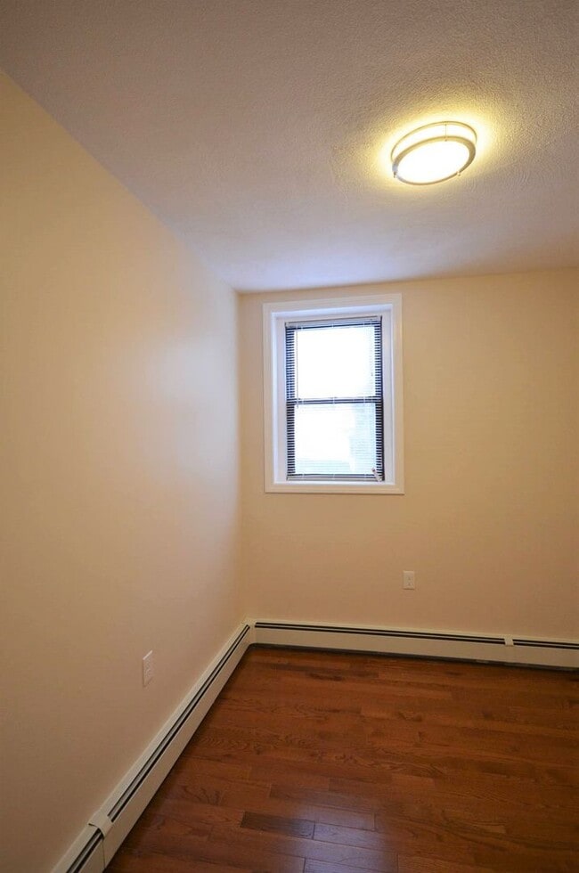 Photo - 349 Sumner St Unidad 1