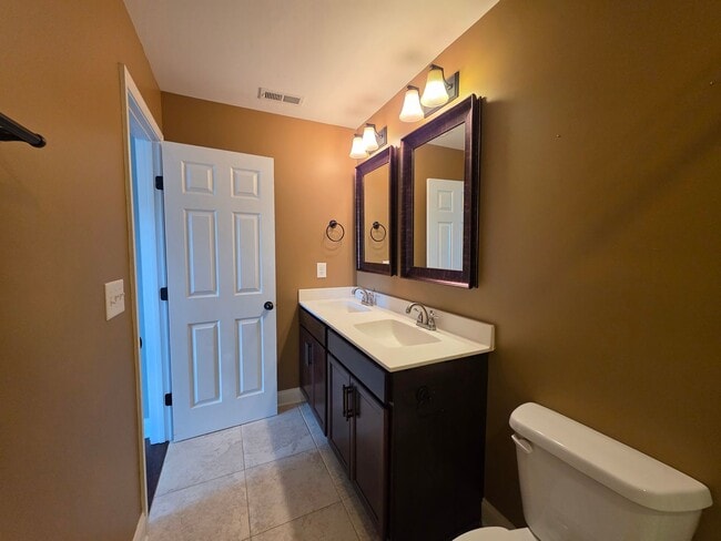 Photo - For Lease  End-Unit 3-Bedroom Townhome wit...