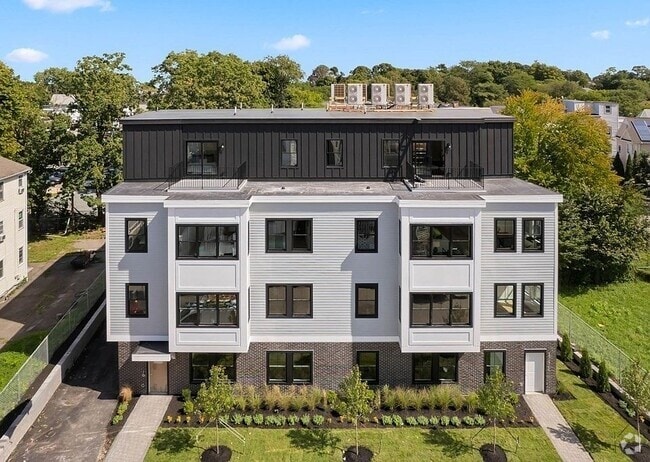 Building Photo - 52 Withington St Unit 7 Rental