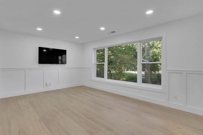 Photo - 1770 Austin Dr