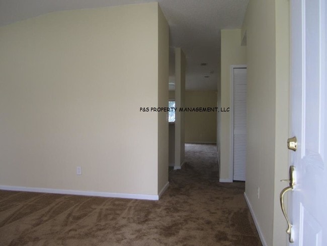 Photo - 7493 International Village Dr