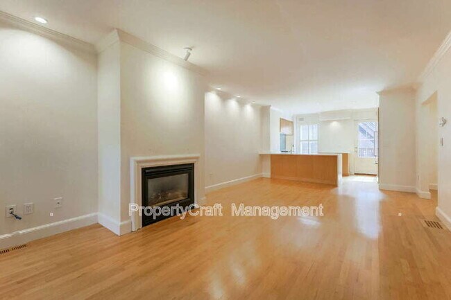 Photo - 29 E Springfield St Unidad #1