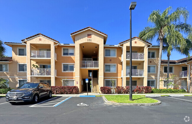 Building Photo - 151 SW Palm Dr Unit 105 Rental