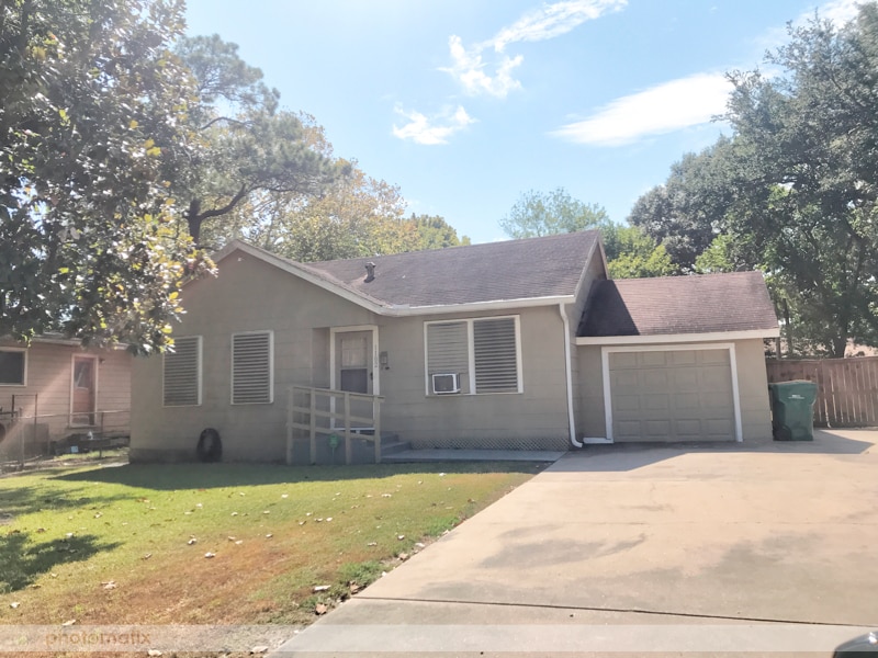 Photo - 1102 Linden (La Marque, TX)