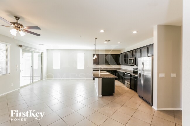 Photo - 22464 Via Del Oro