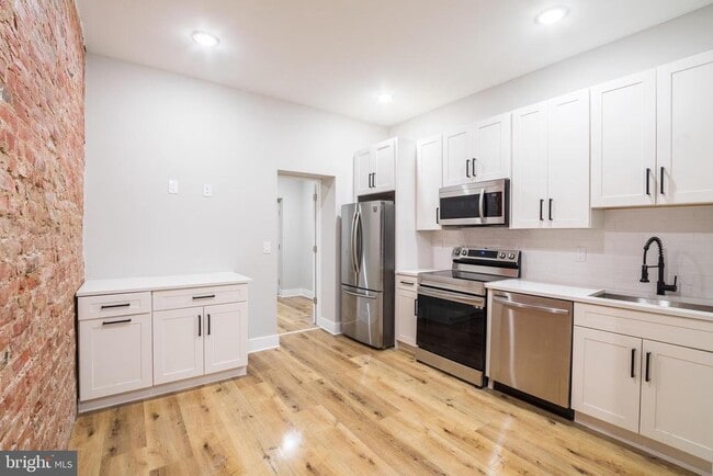 Photo - 1939 S 18th St Apartamento Unidad 1