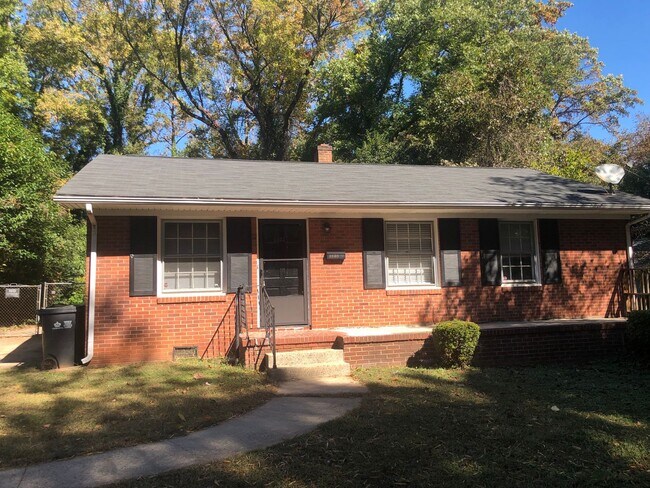 Photo - Pet-friendly! Freshly updated!  Cute as a button, one-story home! Move-in Ready Now!!