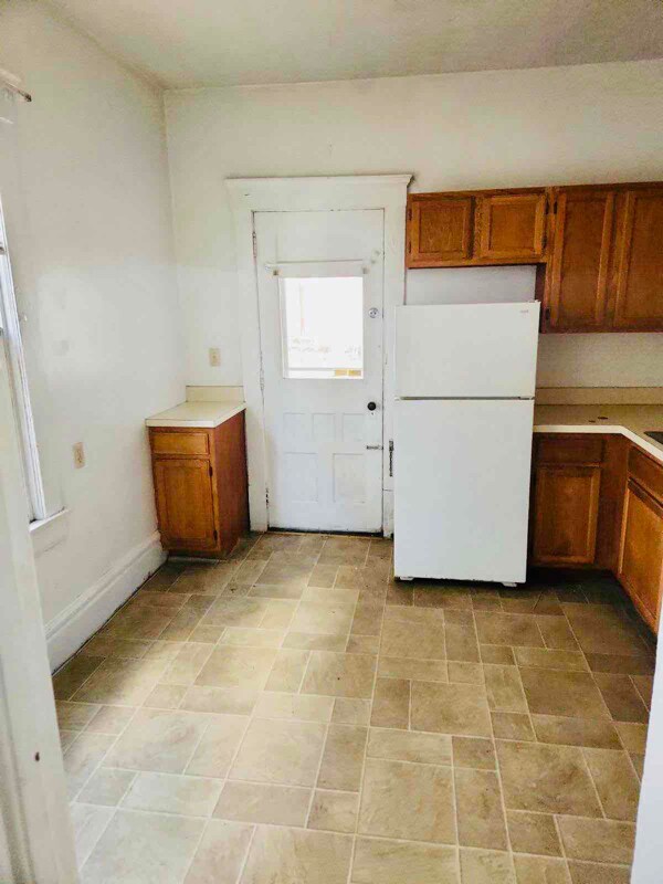 Photo - 627 Crosby St