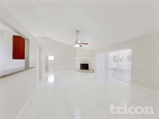 Photo - 2143 Opal Dr