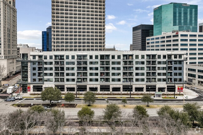 Photo - Gravity on 400