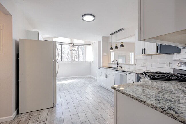 Photo - 608 E Eufaula St