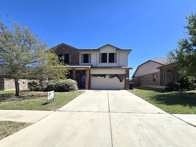 Building Photo - 2405 S Clear Creek Rd