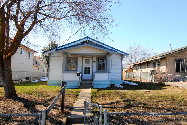 Photo - Rare 1 Bedroom House for Rent!