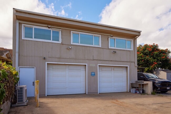Building Photo - 1955 E Vineyard St Unit 2,088 sq ft