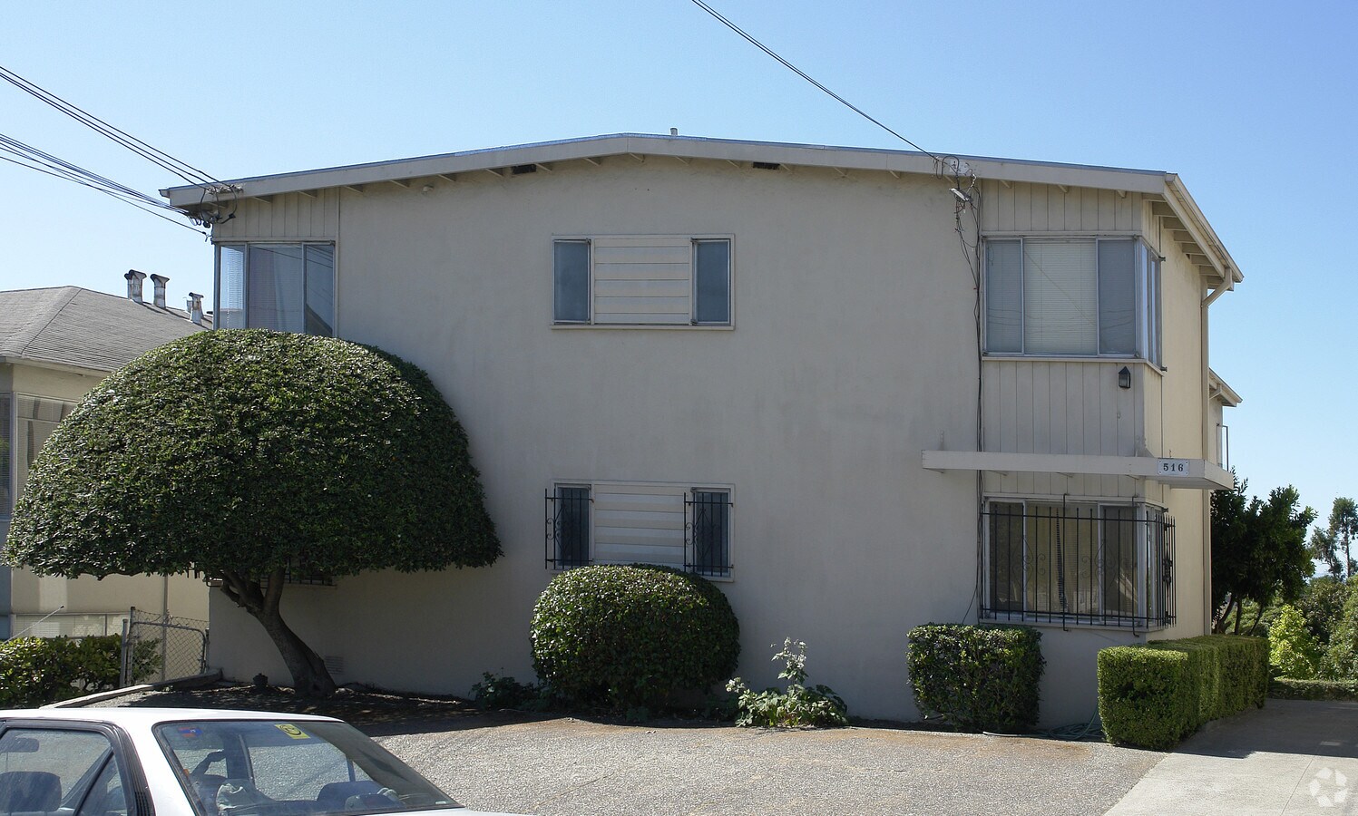 Photo - 516 Merritt Ave