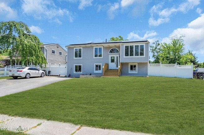 Photo - 24 Woodlark Rd