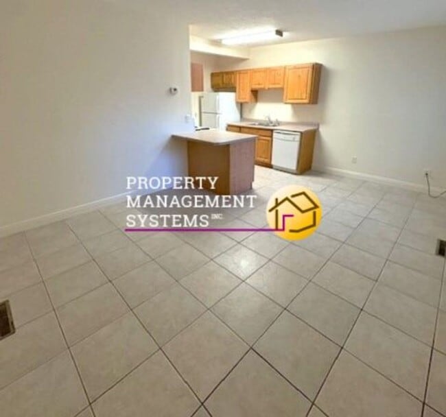 Building Photo - 1 Bedroom Apartment in SLC