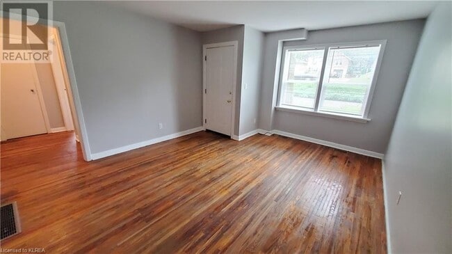 Photo - 1247 Clonsilla Ave Unit B